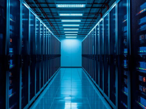 Schneider Electric i la UPC llancen un postgrau en gestió energètica per a centres de dades